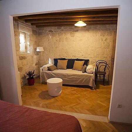 Rooms Livia Trogir Rom bilde