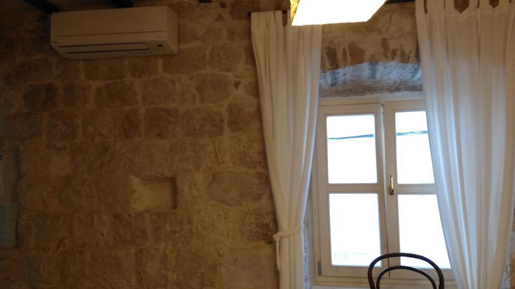 Rooms Livia Trogir Eksteriør bilde